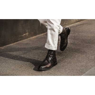 Boot nam quân đội là gì? Hướng dẫn đặc biệt cho quý ông