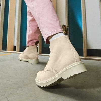 Hướng dẫn cách phối đồ với boot cao cổ nam có phong cách