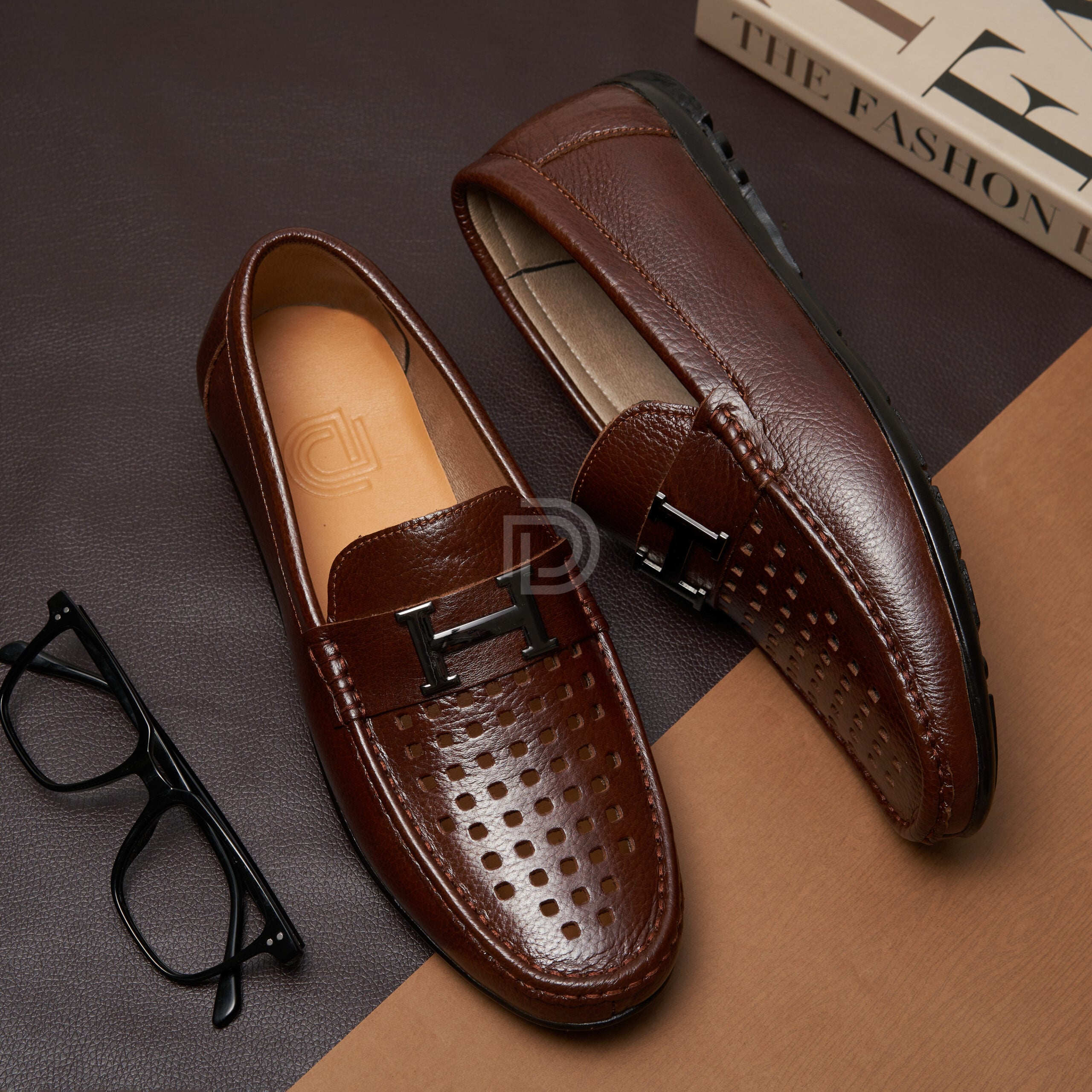L130 - Giày lười nam da nâu đục lỗ ảnh 6