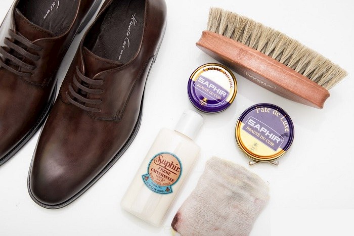 Cách bảo quản giày da 