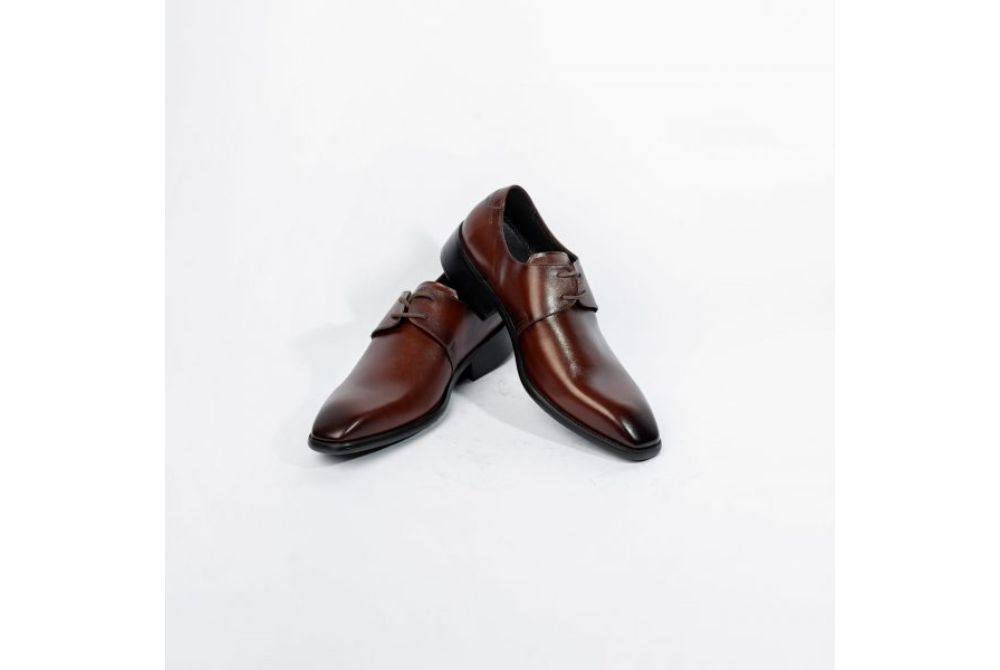 Giày Da Công Sở CX30 – Đen sở hữu thiết kế đơn giản, lịch lãm, dễ kết hợp trang phục